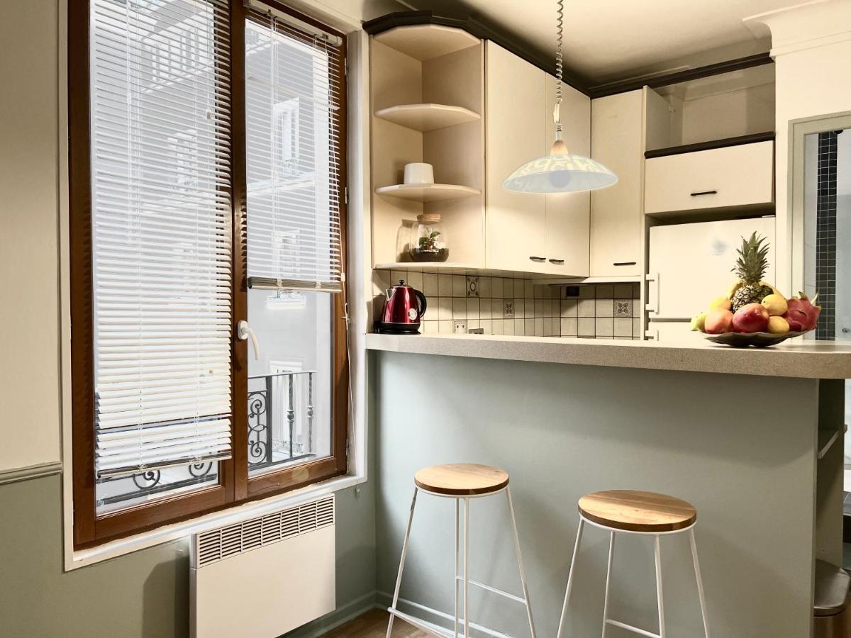 Apartment Eden Moon Paris